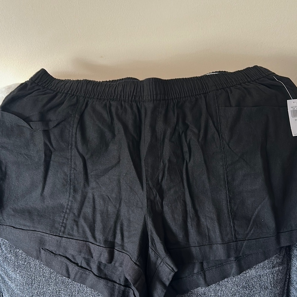 NWT Old Navy Linen Blend shorts